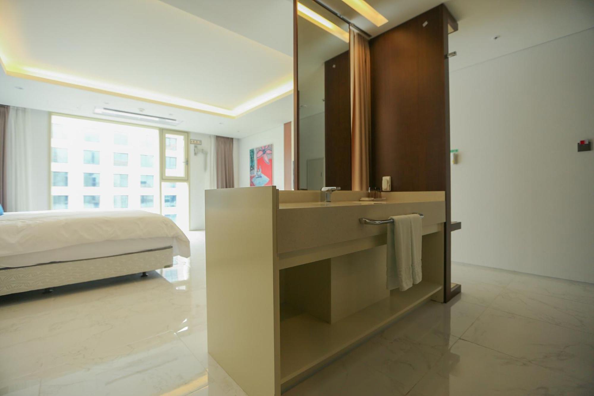 Sweet May Seogwipo Hotel Экстерьер фото