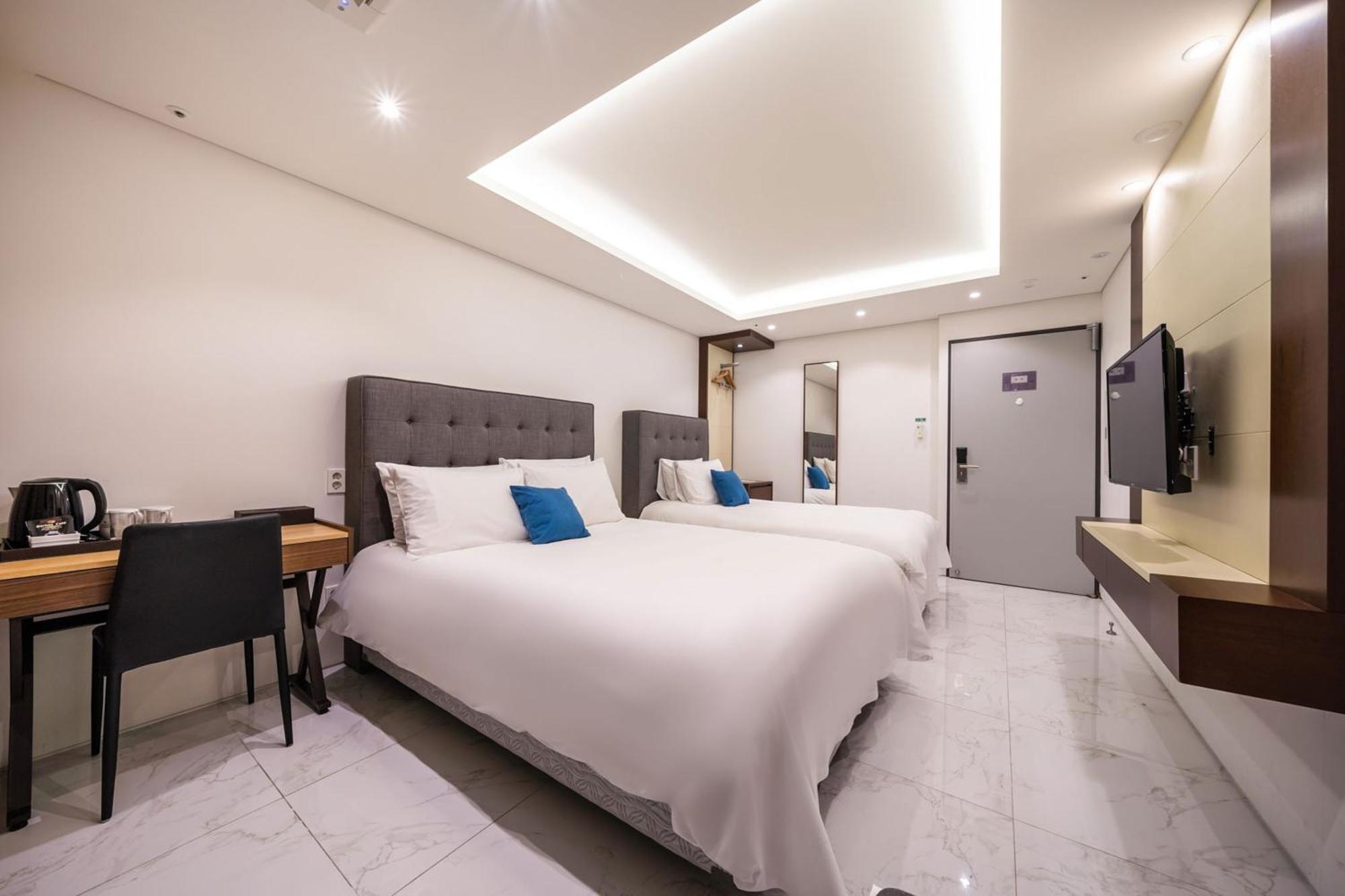 Sweet May Seogwipo Hotel Экстерьер фото